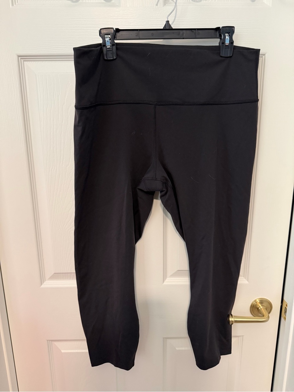Lululemon black leggings (23” inseam)